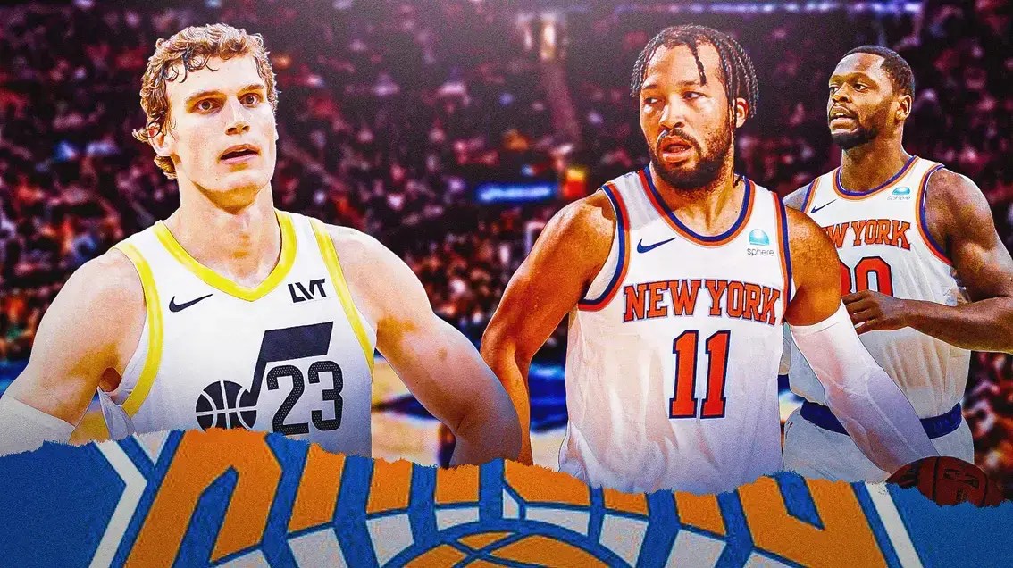 Lauri Markkanen standing next to Jalen Brunson and Julius Randle