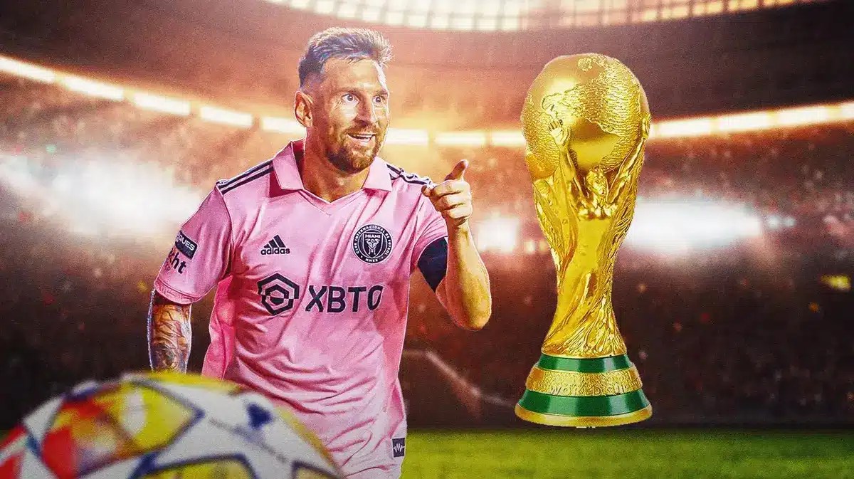 Lionel Messi with the World Cup trophy