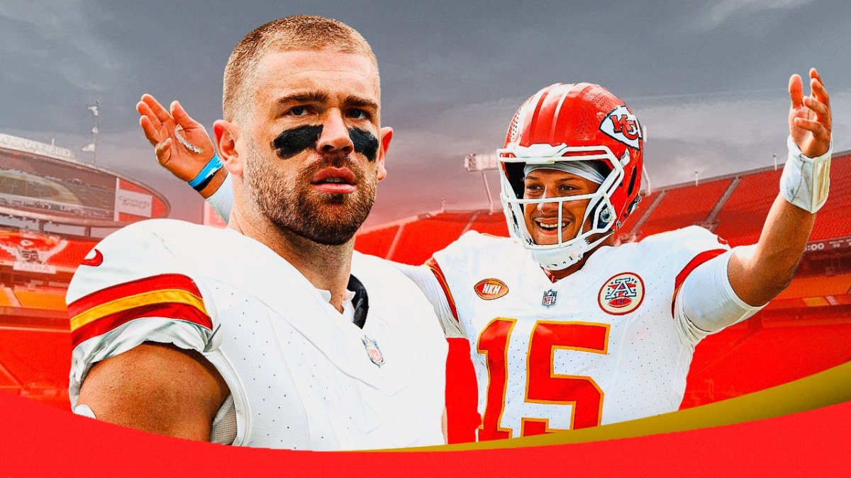 Zach Ertz in a Chiefs uniform. Chiefs' Patrick Mahomes smiling next to him