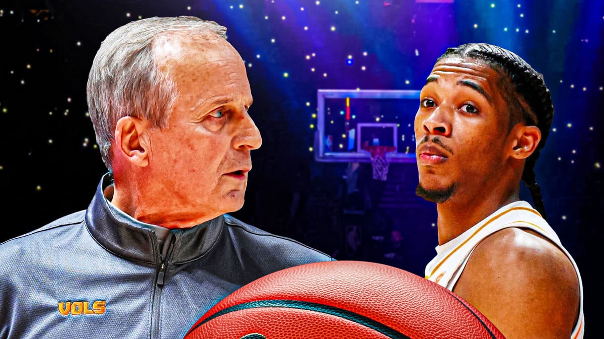 Tennessee basketball coach Rick Barnes looking at Zakai Zeigler.