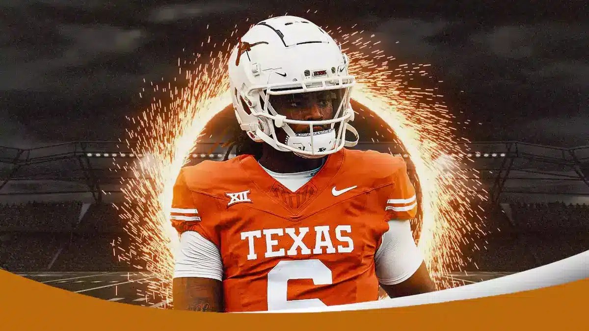 Maalik Murphy (Texas football) in front of a portal