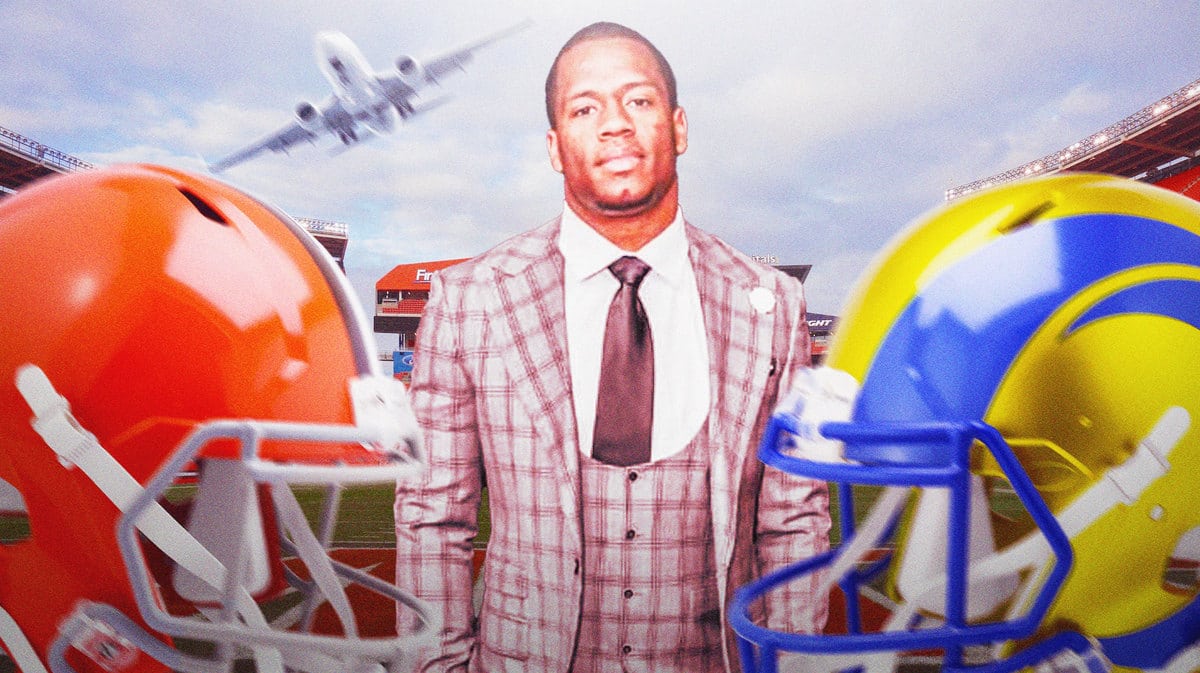 browns-news-nick-chubb-on-field-pregame-for-rams-clash