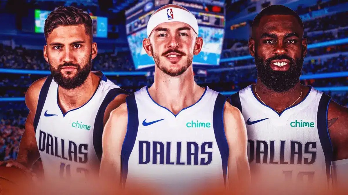 Alex Caruso in a Mavericks jersey in front. Mavs' Tim Hardaway Jr., Mavs' Maxi Kleber in background.