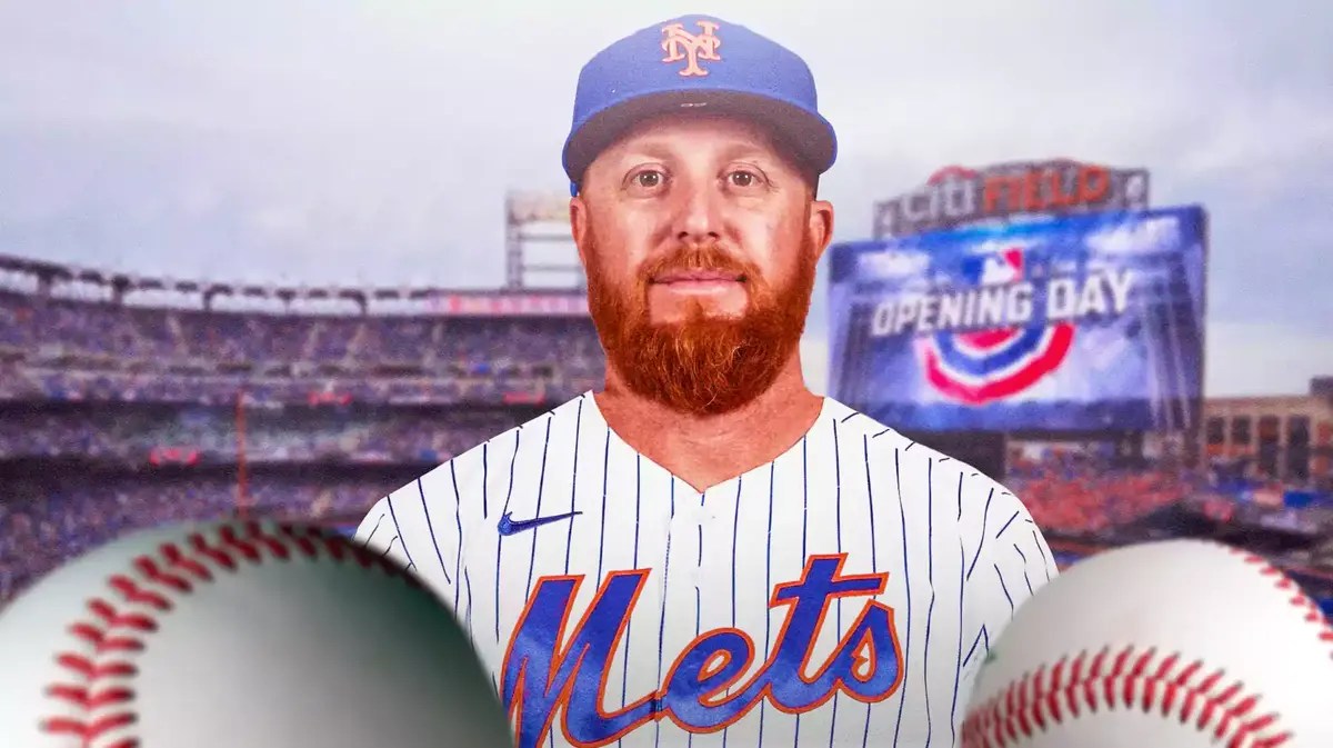 Justin Turner in a Mets uniform at Citi Field