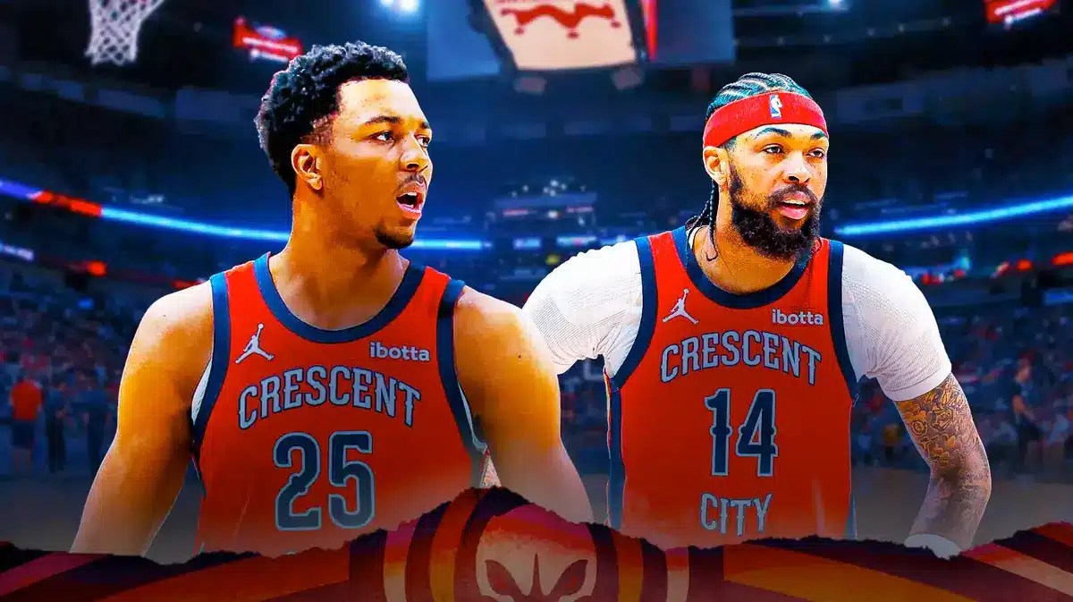 Trey Murphy beside Brandon Ingram