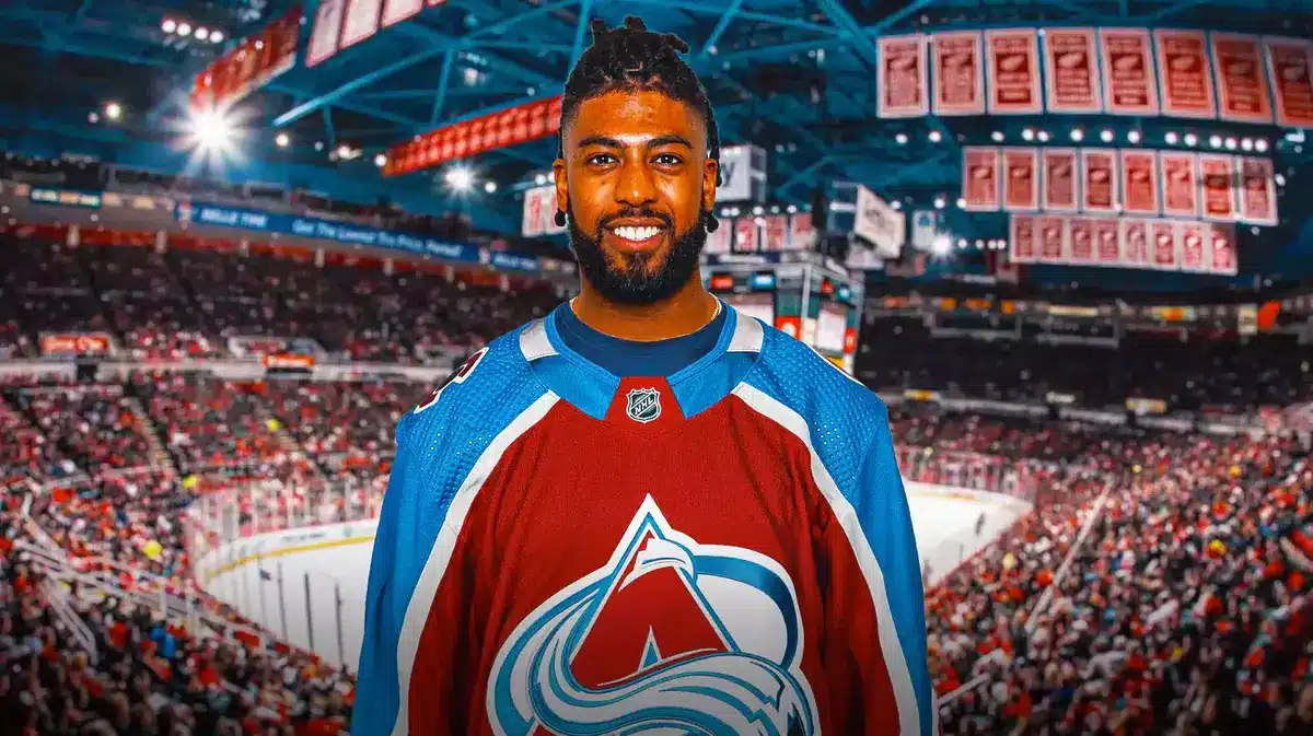 Anthony Duclair in an Avalanche uniform