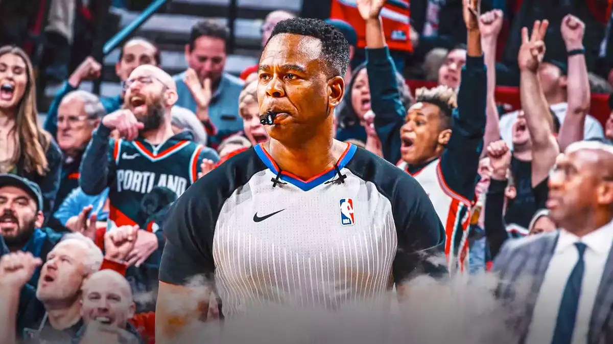 Blazers fans going off on a referee