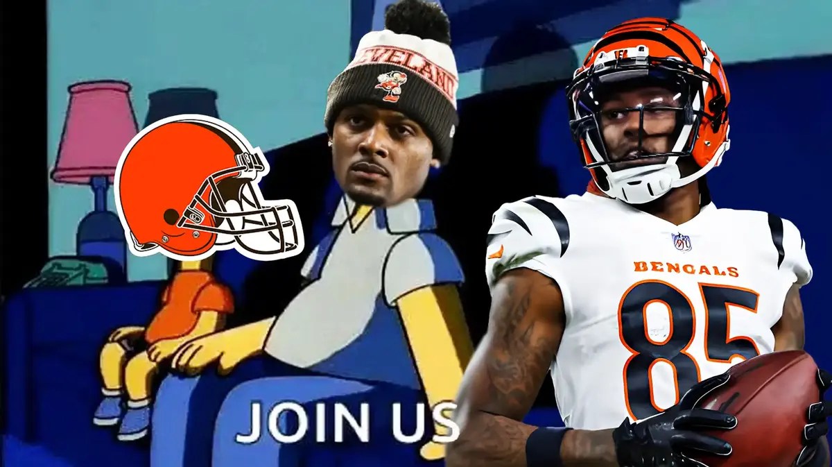 Deshaun Watson as Homer on the Simpson beckoning Tee Higgins to join him