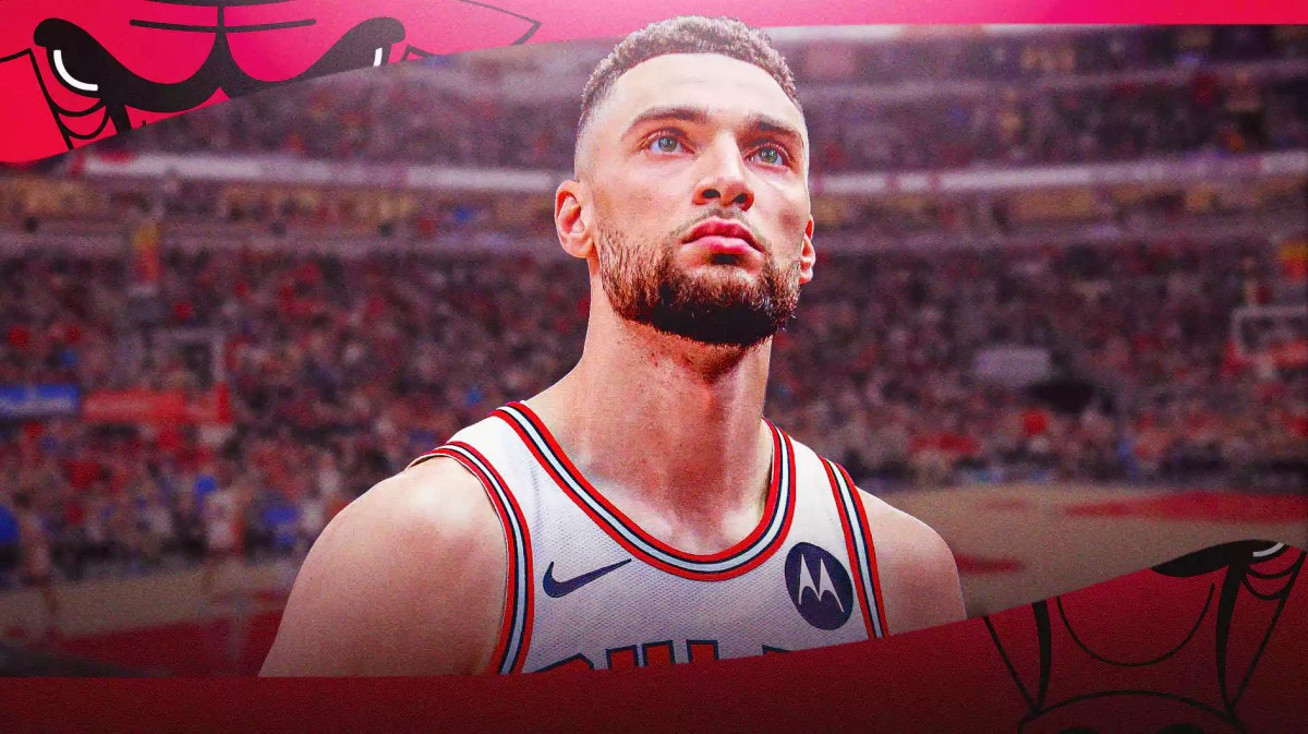 Bulls, Zach LaVine, Zach LaVine injury, Billy Donovan, Hornets, Zach LaVine in Bulls uni with Bulls arena in the background