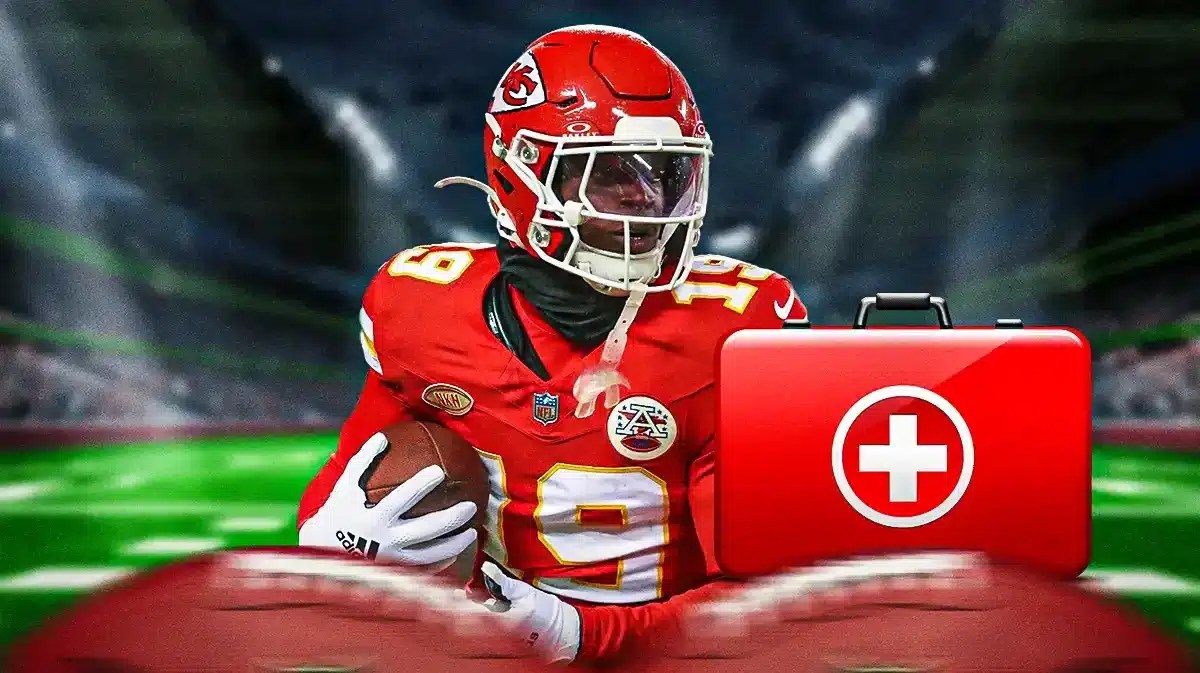 Chiefs WR Kadarius Toney with medical kit