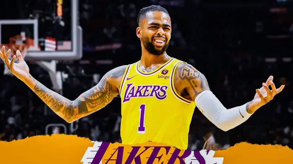 D'Angelo Russell in Lakers jersey with frustrated face