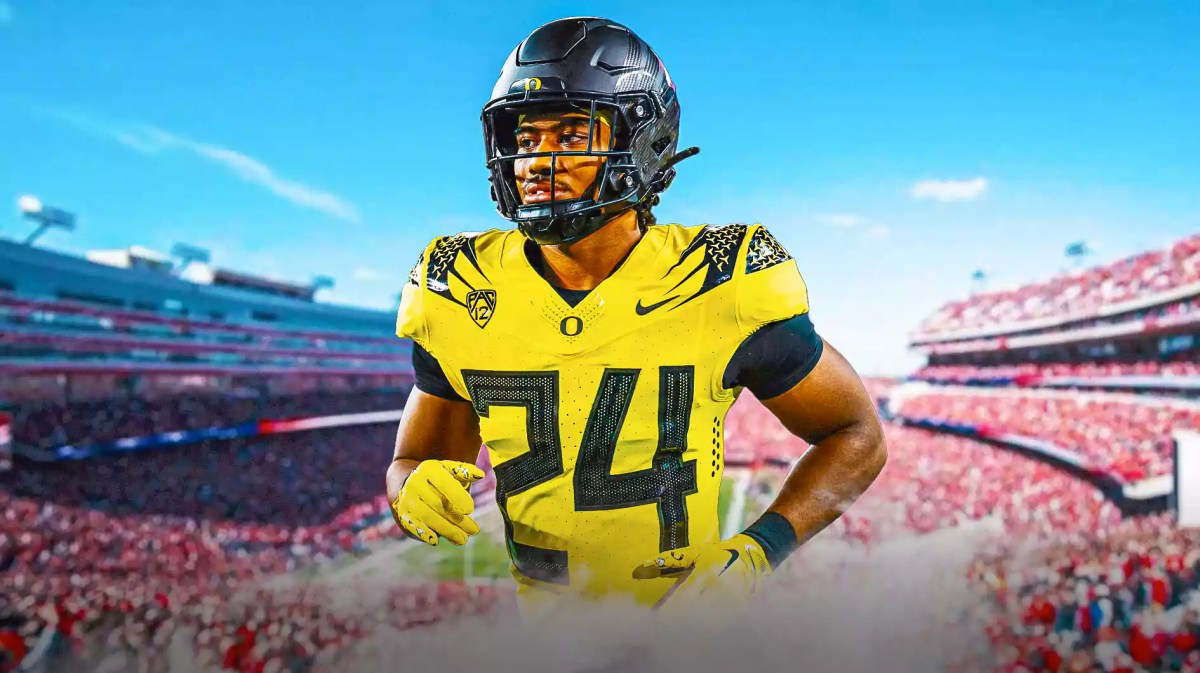 Nebraska football, Cornhuskers, Matt Rhule, Dante Dowdell, Oregon football, Dante Dowdell with Nebraska football stadium in the background