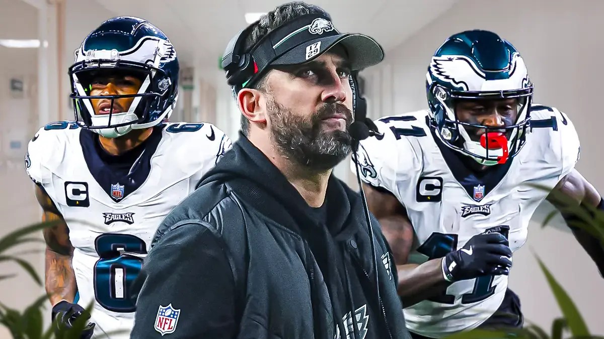 Eagles Nick Sirianni with AJ Brown and DeVonta Smith before NFL Playoffs vs Buccaneers