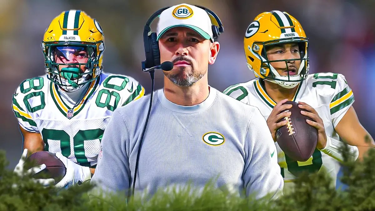 Packers Jordan Love, Matt LaFleur, and Bo Melton before Bears game