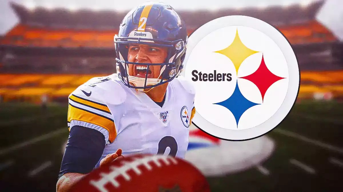 Steelers quarterback Mason Rudolph talking to fans.