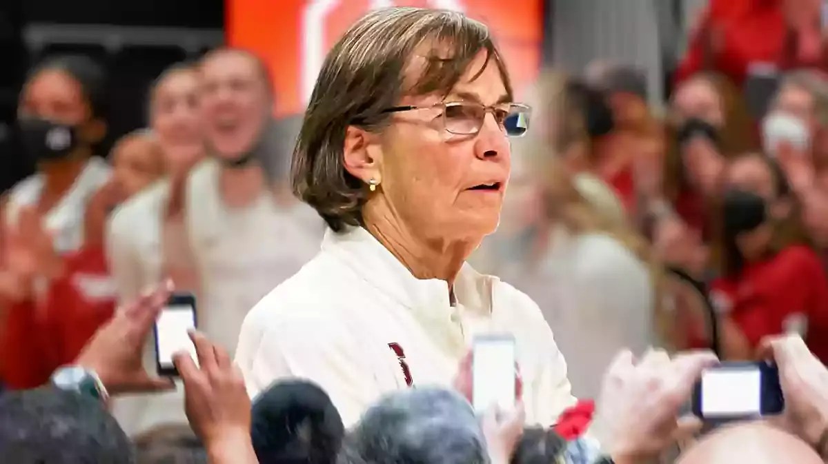 Stanford women’s basketball coach Tara VanDerveer