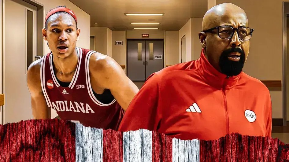 Indiana basketball Mike Woodson with Malik Reneau and Xavier Johnson injury against Iowa