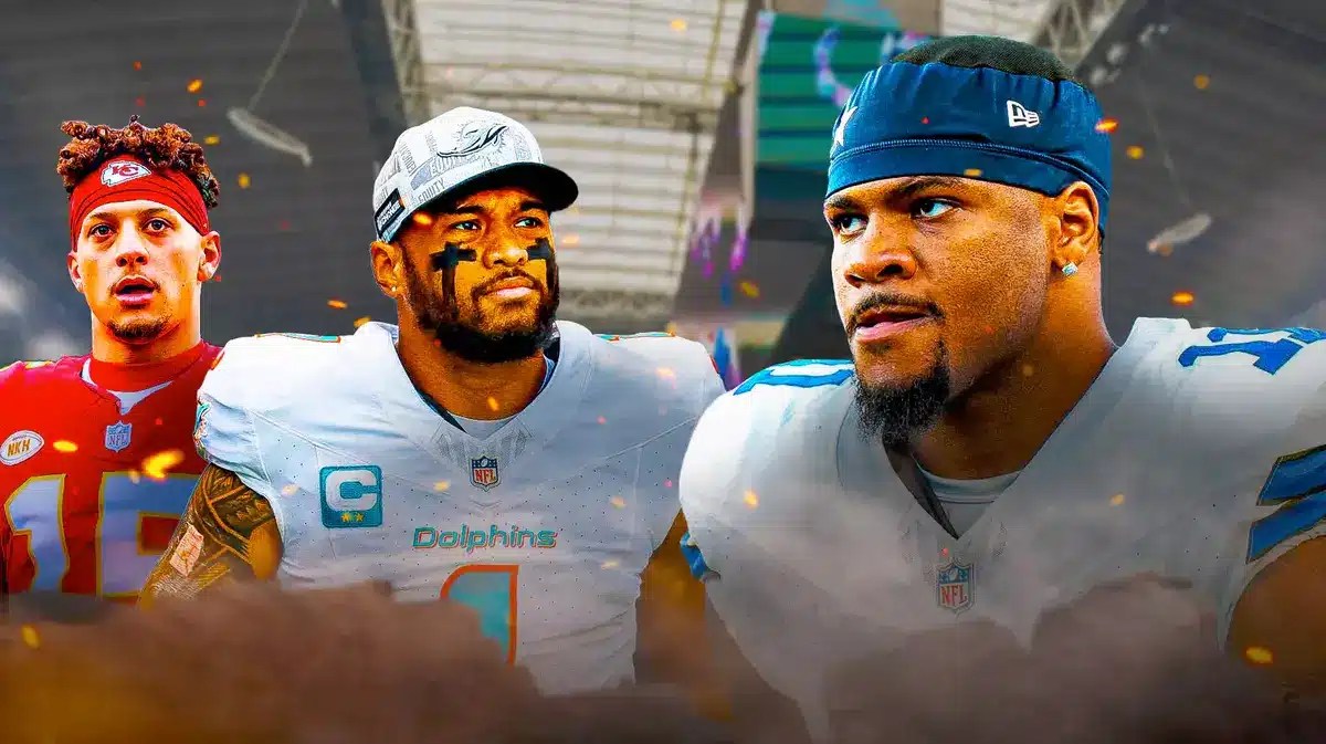Cowboys Micah Parsons before Chiefs Dolphins NFL Playoffs game