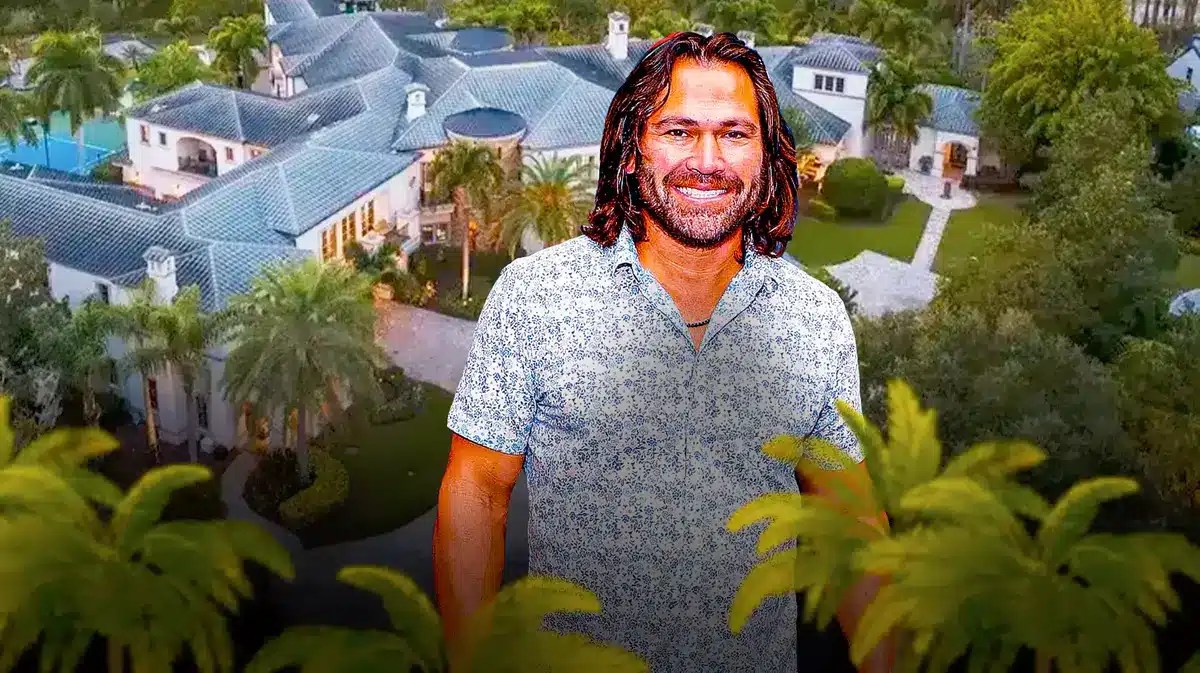 Johnny Damon in front of his mansion in Orlando, Fla.