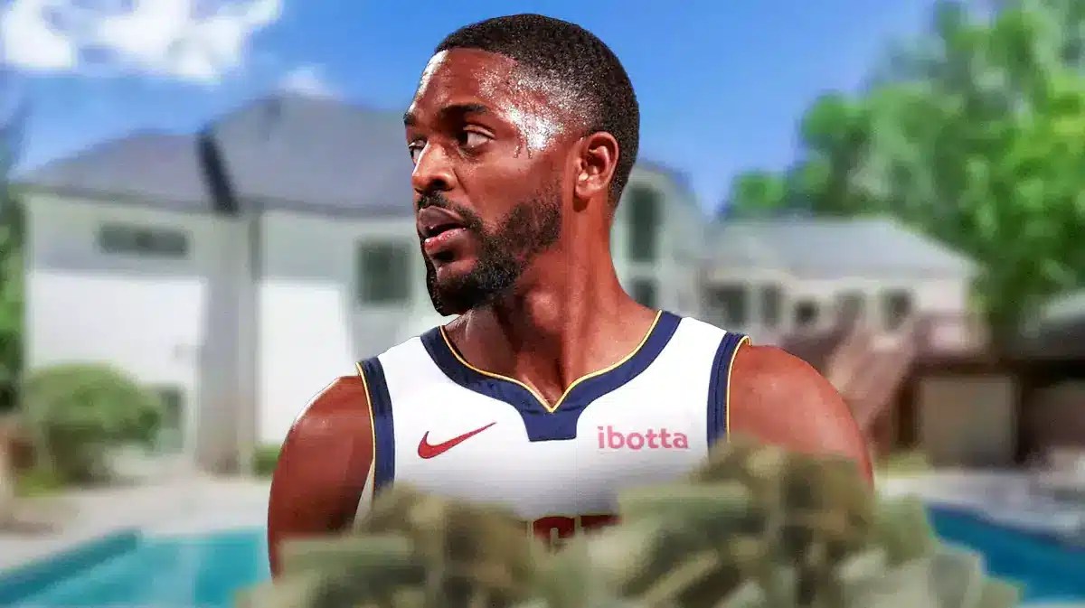 Justin Holiday in front of his former mansion in Indiana.