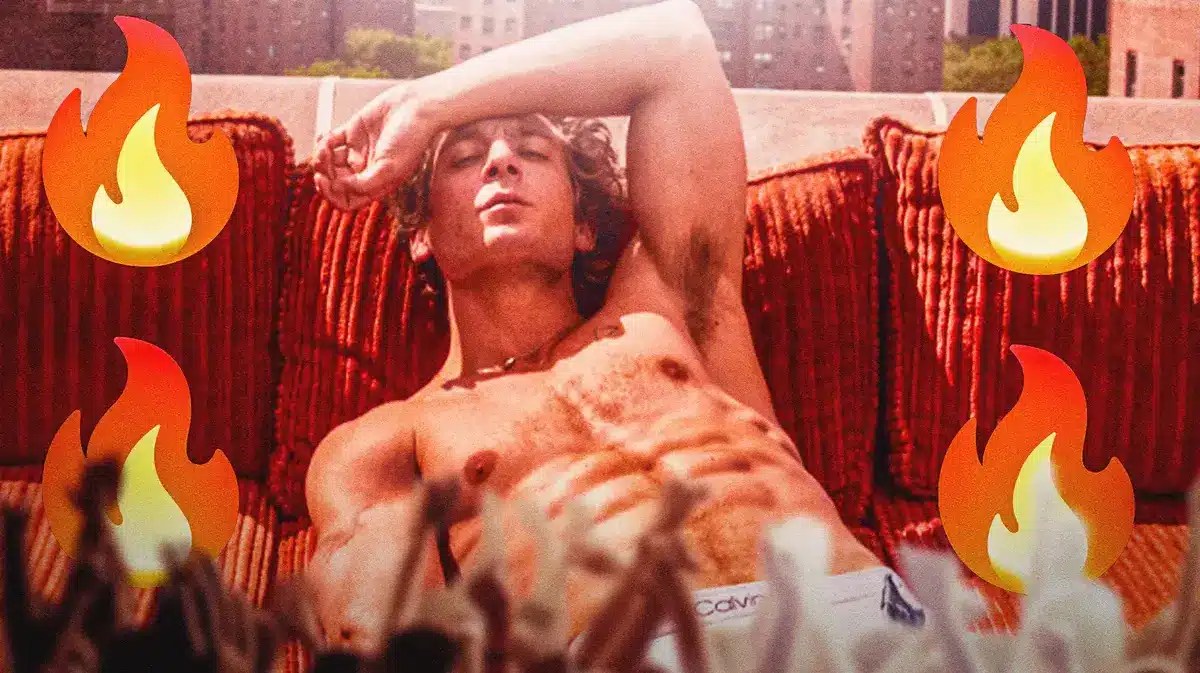Jeremy Allen White stuns fans in new Calvin Klein photos
