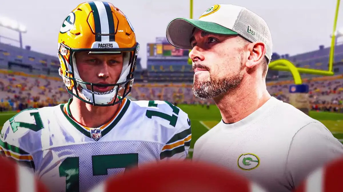 Packers coach matt LaFleur looking at Anders Carlson