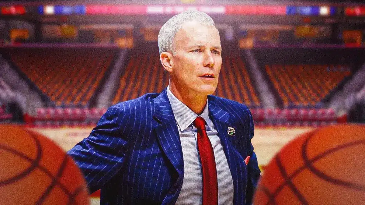 USC basketball coach Andy Enfield
