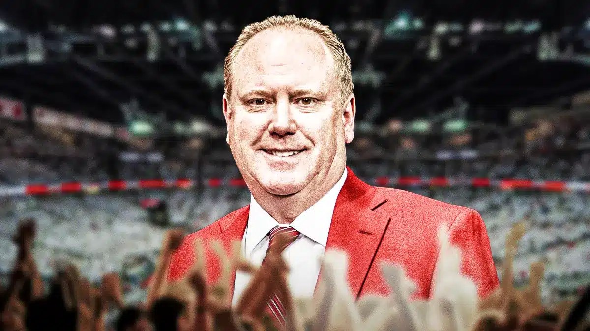 Wisconsin basketball, Badgers, Greg Gard, Penn State basketball, Nittany Lions, Greg Gard with Wisconsin basketball arena in the background