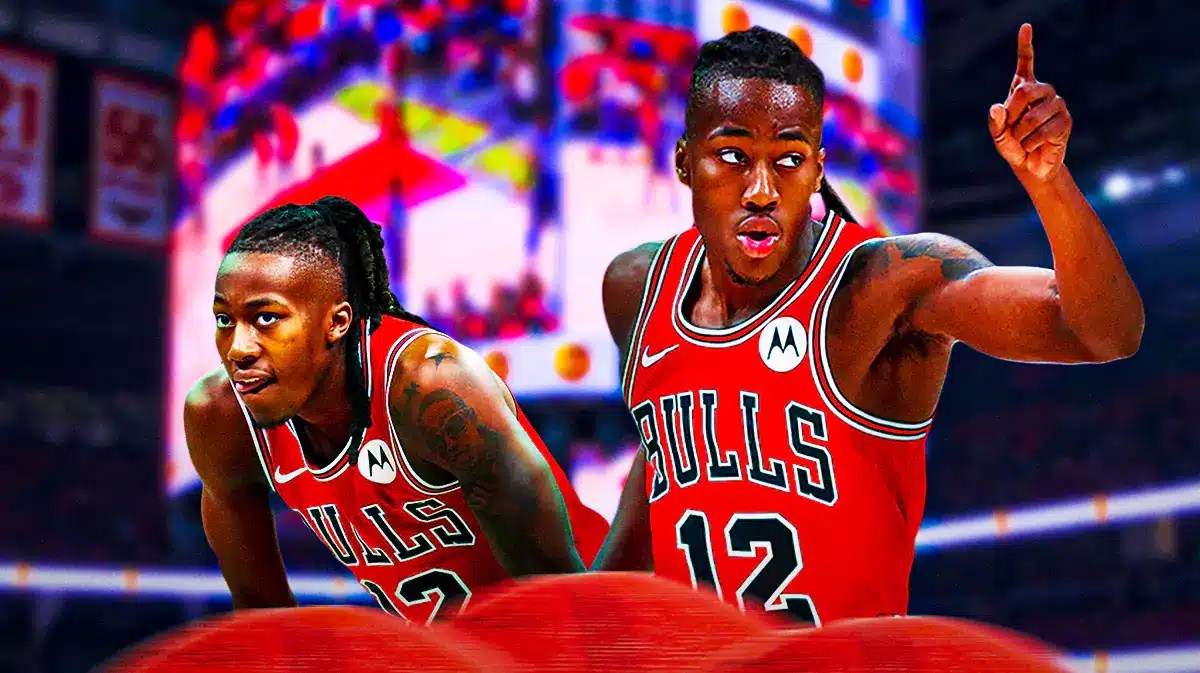 Bulls, Hawks, Billy Donovan, Ayo Dosunmu, Ayo Dosunmu Bulls, Ayo Dosunmu in Bulls uni with Hawks arena in the background
