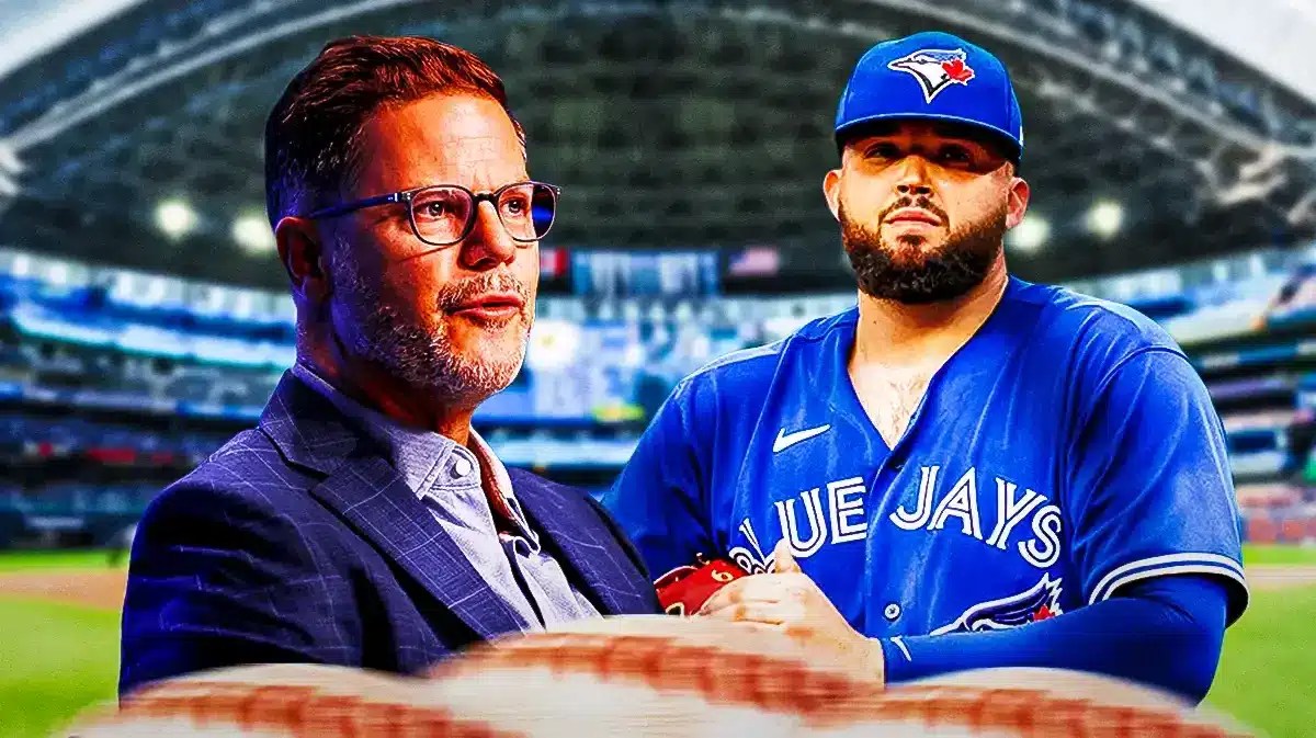 Ross Atkins next to Alek Manoah (Toronto Blue Jays)