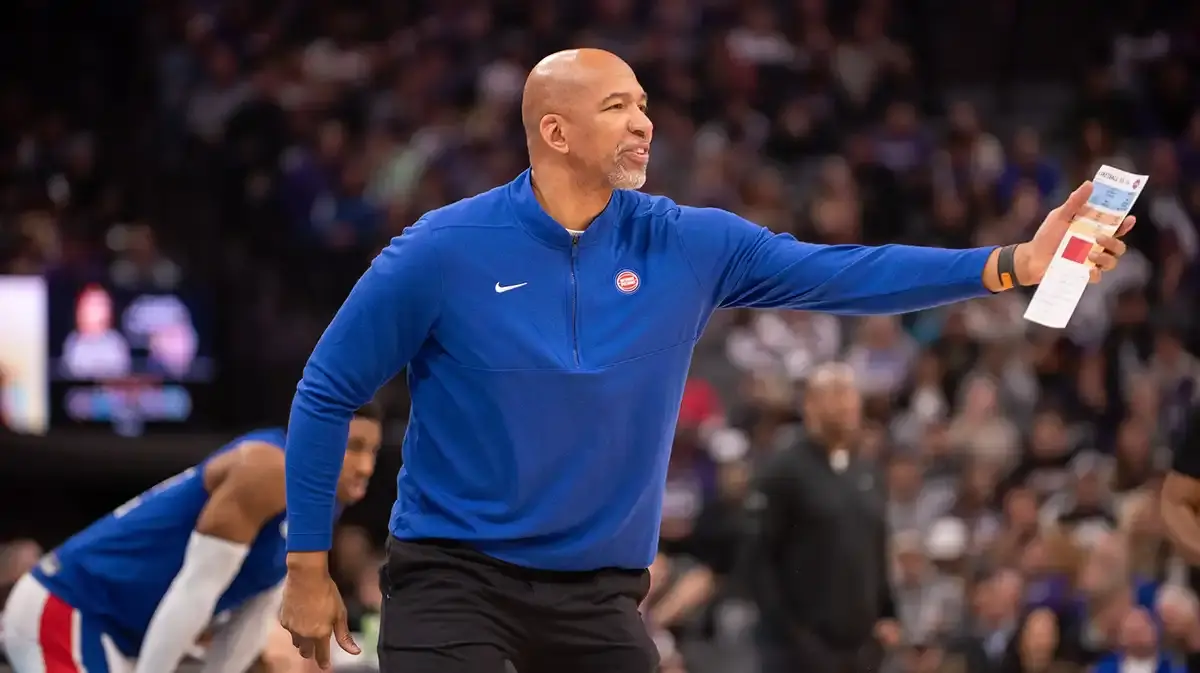 Detroit Pistons head coach Monty Williams calls out to his team during the first quarter against the Sacramento Kings at Golden 1 Center. 