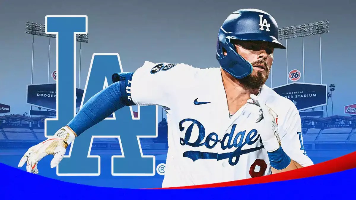 Dodgers' Gavin Lux runs bases against the Padres in Spring Training