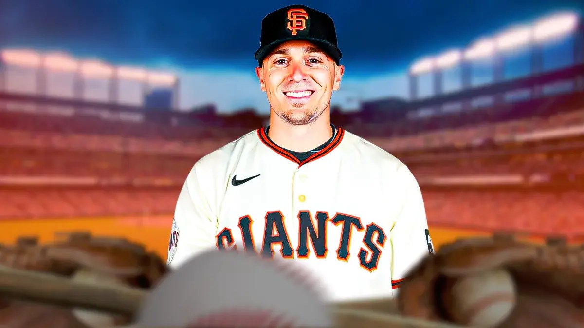 Kike Hernandez in a Giants uniform after leaving the Dodgers