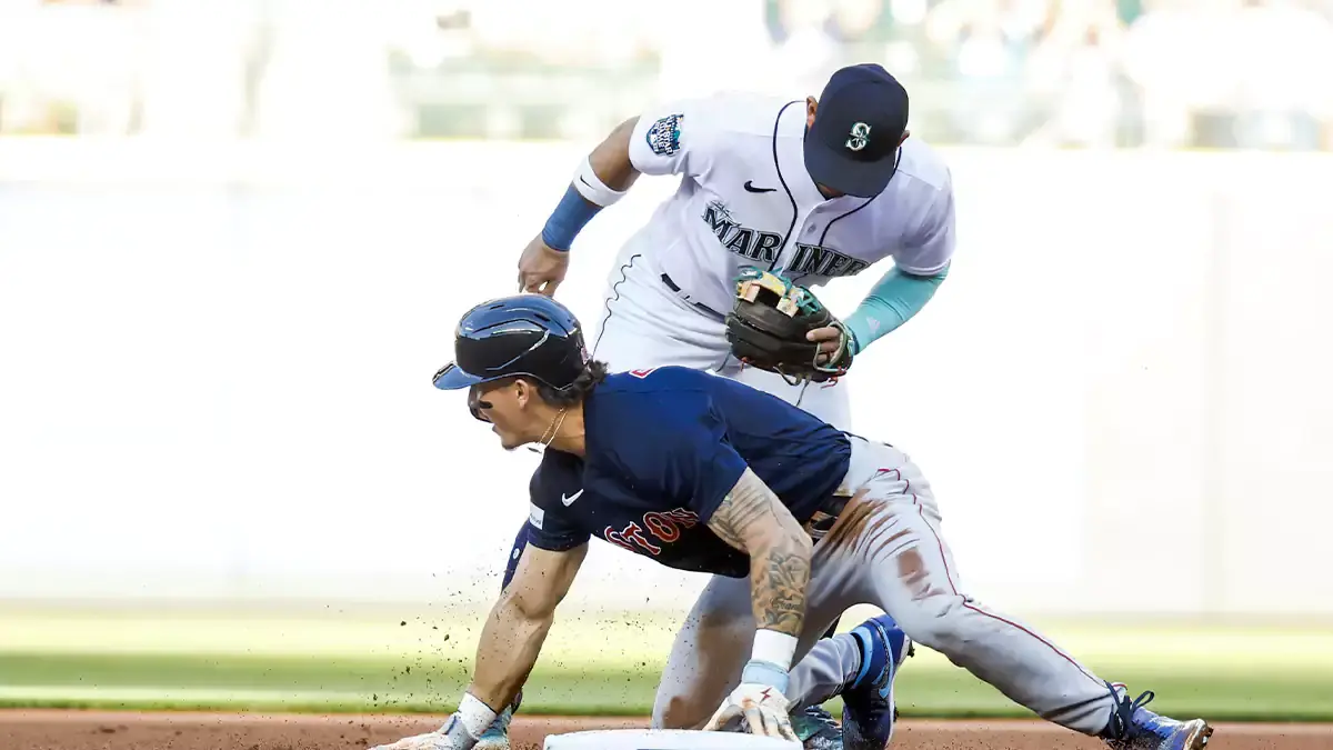 Boston Red Sox center fielder Jarren Duran (16) steals second base against the Seattle Mariners during the first inning at T-Mobile Park.