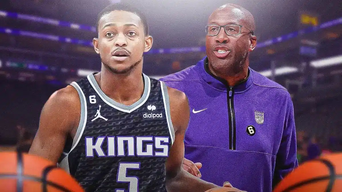 De’Aaron Fox next to Mike Brown (Sacramento Kings)