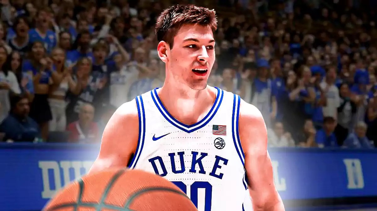 Duke basketball, Louisville basketball, Blue Devils, Cardinals, Kyle Filipowski, Kyle Filipowski in Duke uni with Duke basketball arena in the background
