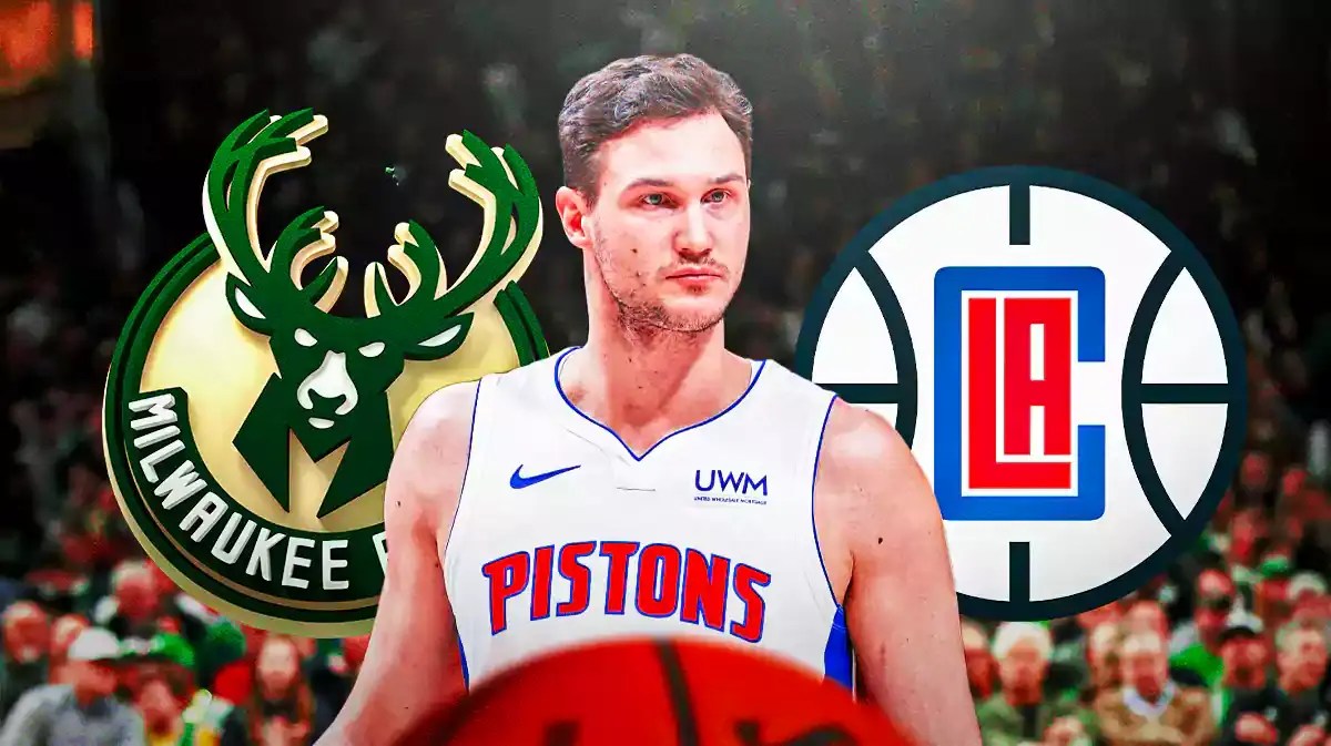 Danilo Gallinari between the Bucks and Clippers logos