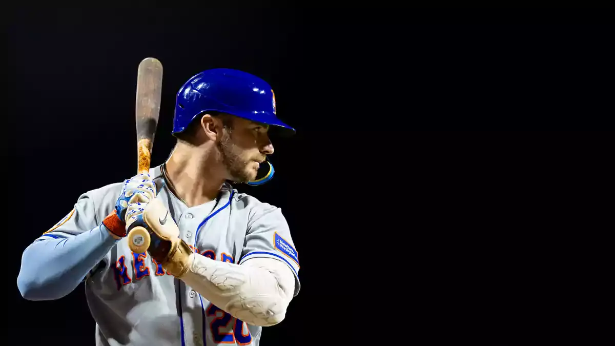 New York Mets first baseman Pete Alonso (20) prepares to bat during the third inning against the Philadelphia Phillies at Citizens Bank Park.