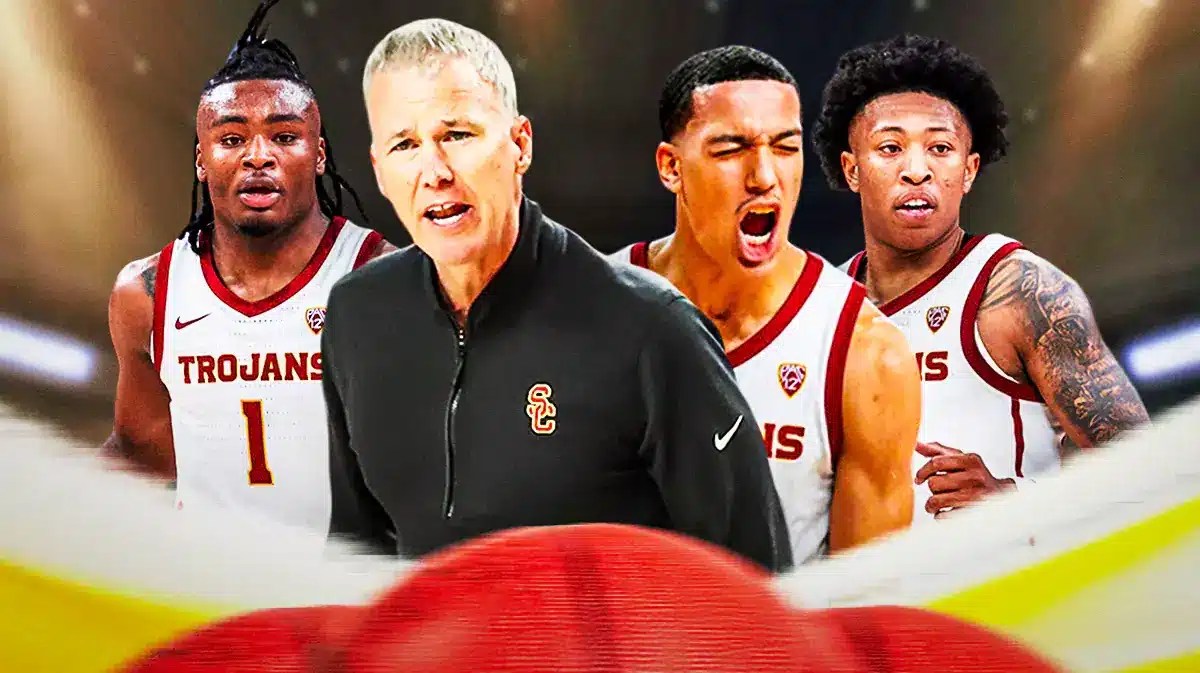 Andy Enfield in the middle. Isaiah Collier, Kobe Johnson and Boogie Ellis behind him