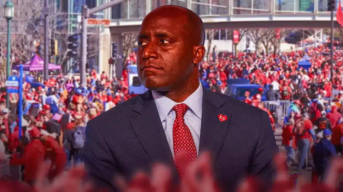 Kansas City mayor Quenton Lucas in front of the Chiefs' parade