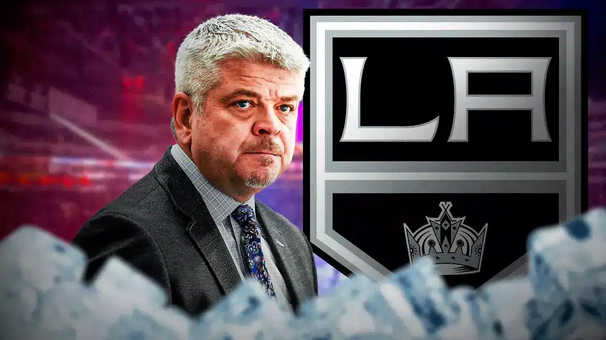 LA kings logo with Todd McLellan