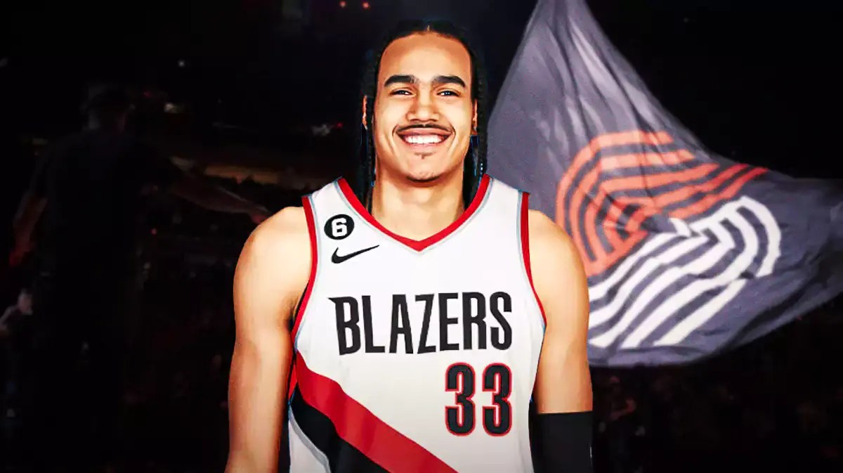 Dalano Banton in a Blazers jersey