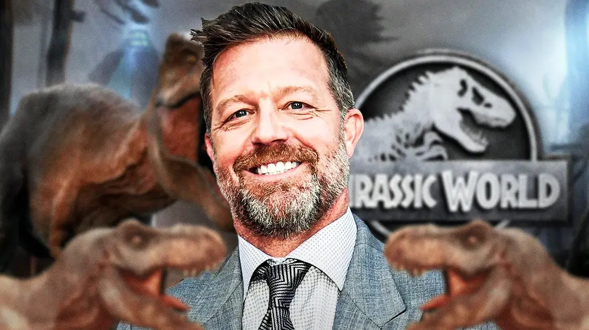 Director David Leitch amongst Jurassic World imagery