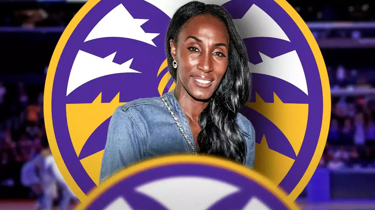 Ex-Los Angeles Sparks C Lesie Leslie stands before crowd, Warriors Draymond Green watches with headset