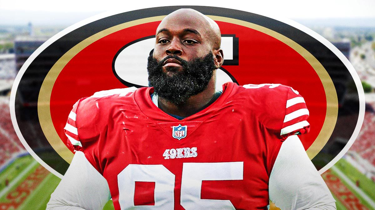 Maliek Collins in a 49ers jersey at Levi's Stadium