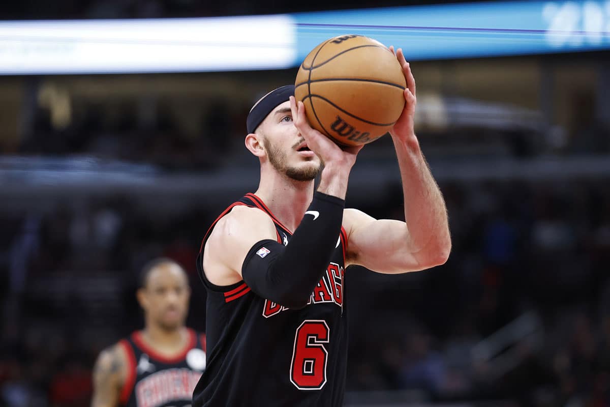 Chicago Bulls guard Alex Caruso (6) shoots a free throw against the Washington Wizards during the first half at United Center.
