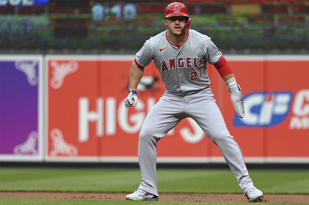 Los Angeles Angels center fielder Mike Trout (27) leads off second base during the first inning against the Baltimore Orioles at Oriole Park at Camden Yards.