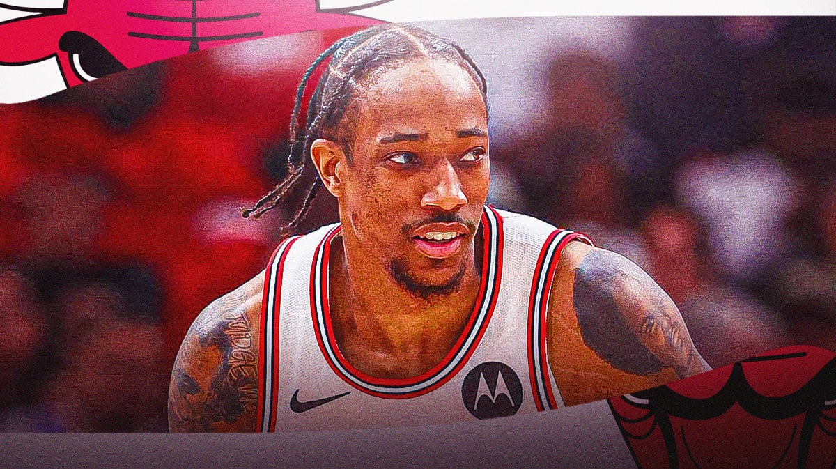 Bulls, DeMar DeRozan, DeMar DeRozan Bulls, Pacers, Bulls Pacers, DeMar DeRozan in Bulls uni with Bulls arena in the background