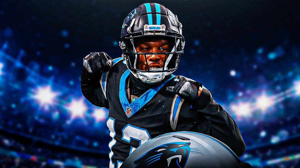 Action shot of Troy Hill (Panthers) on fire