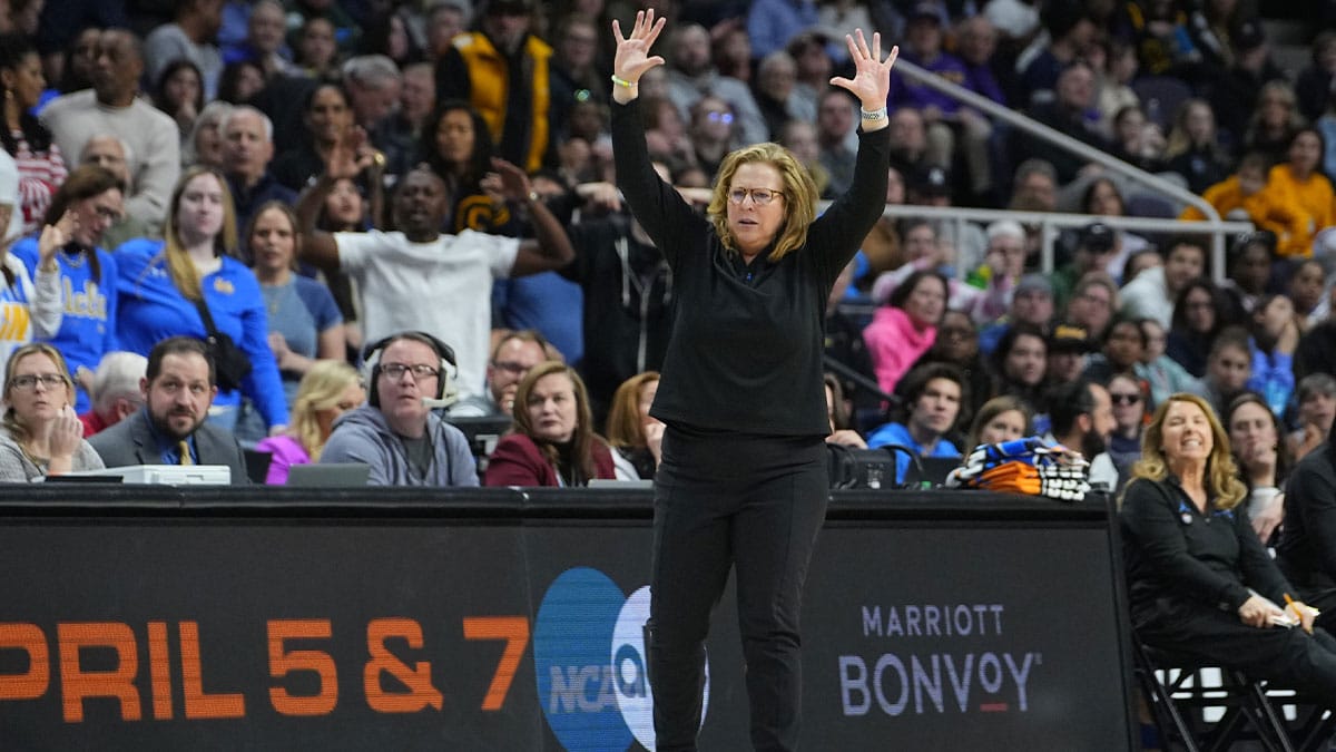 UCLA Bruins head coach Cori Close reacts during the second half against the LSU Tigers in the semifinals of the Albany Regional of the 2024 NCAA Tournament at MVP Arena.